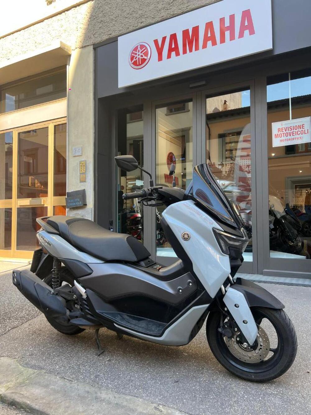 Yamaha N-Max 125 Tech Max (2025 - 26) (3)