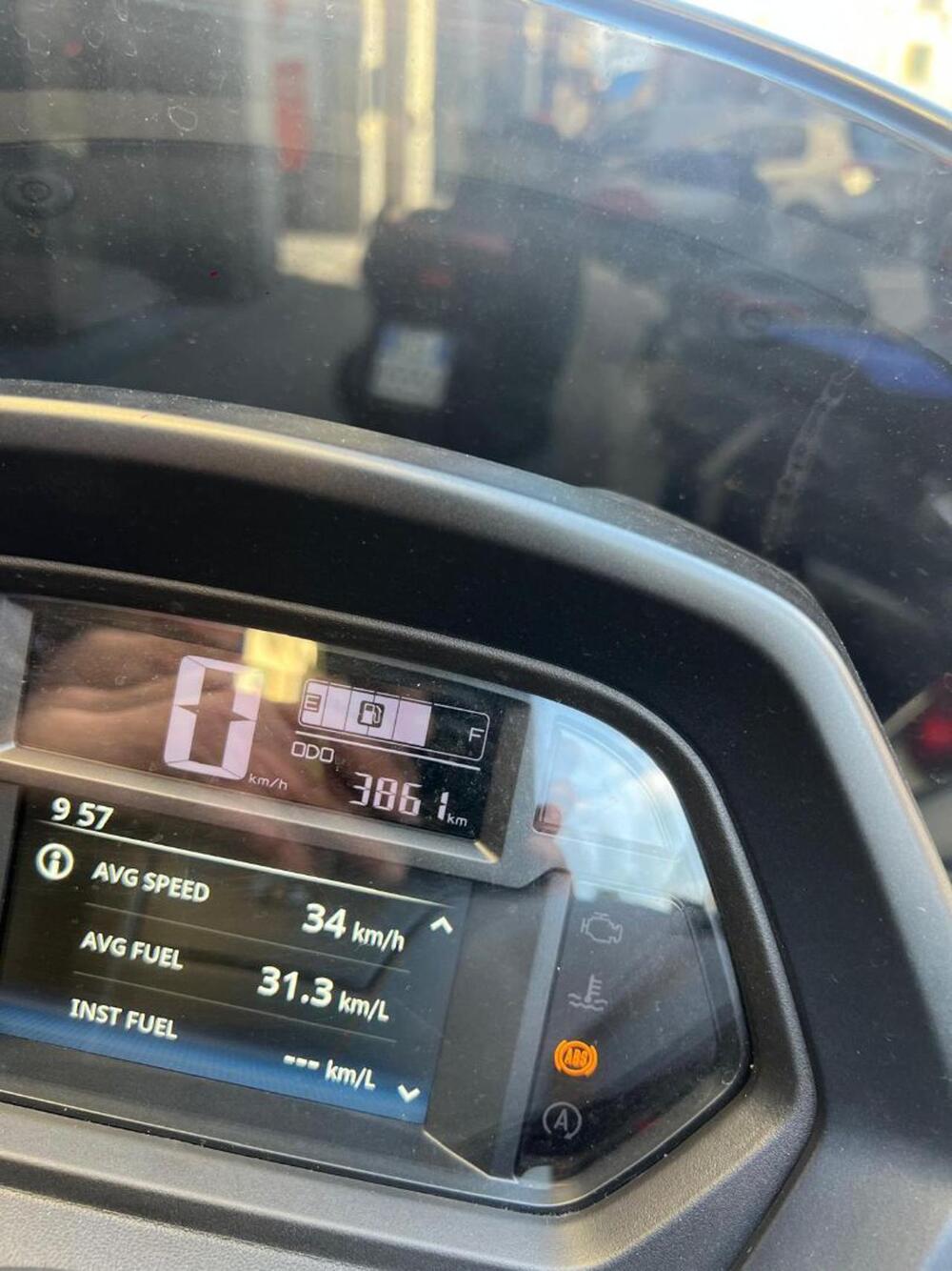 Yamaha N-Max 125 Tech Max (2025 - 26) (5)