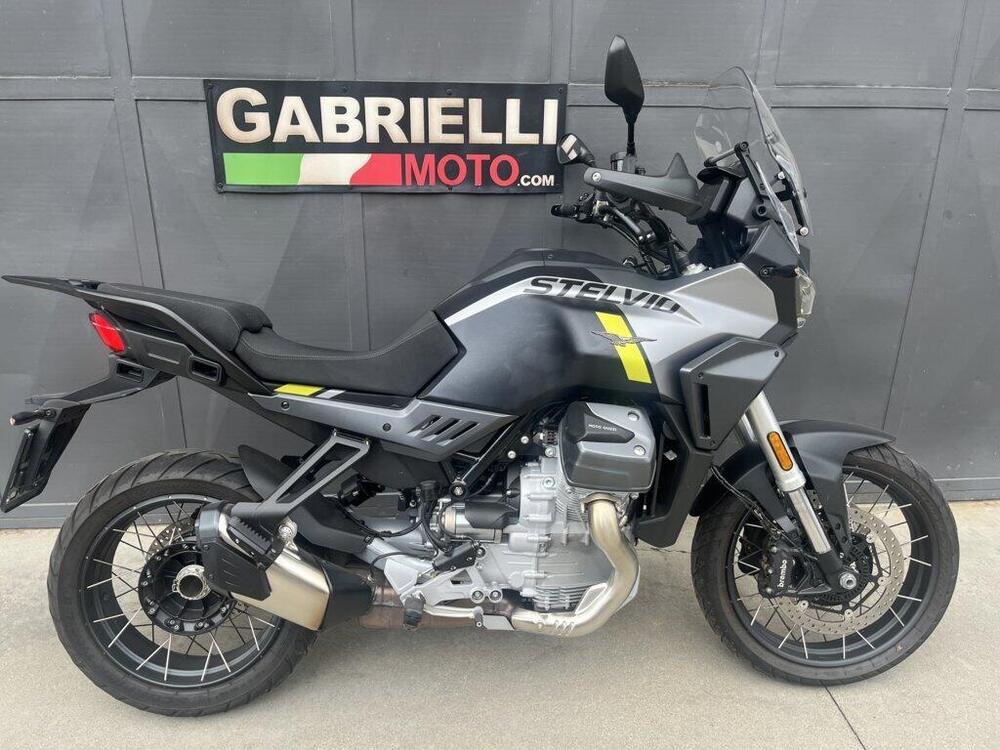 Moto Guzzi Stelvio (2024 - 26) (3)