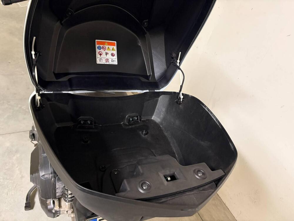 Honda SH 150i Sport (2024 - 25) (8)