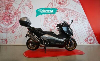 Yamaha T-Max 530 DX (2017 - 19) usata
