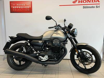 Moto Guzzi V7 Stone (2021 - 24) usata