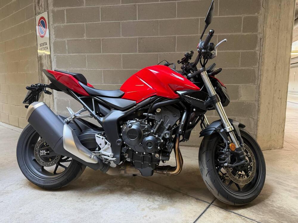 Honda CB 1000 Hornet (2025 - 26) (2)