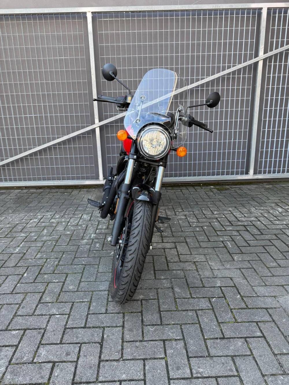 Royal Enfield Meteor 350 (2021 - 26) (4)