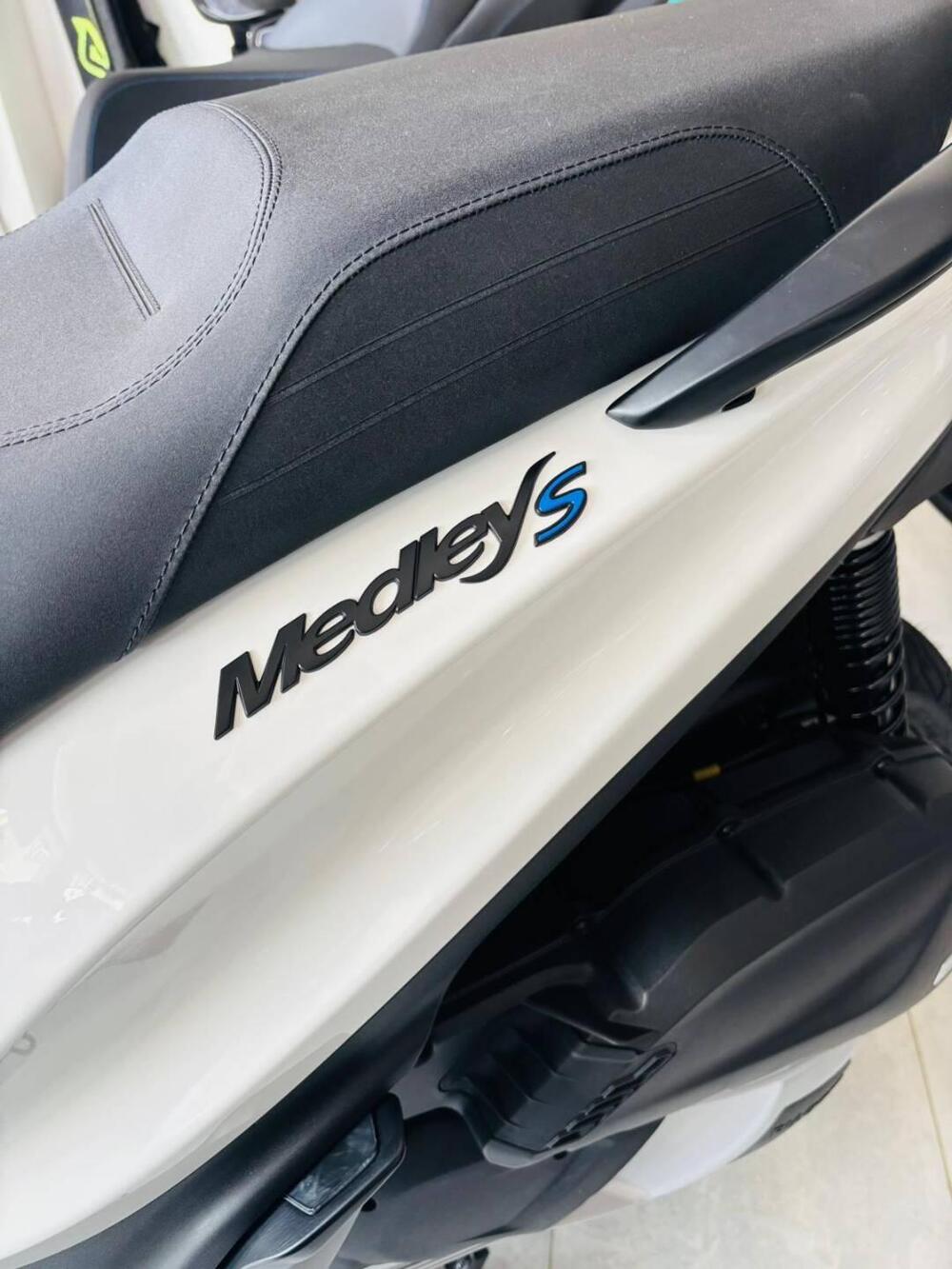 Piaggio Medley 125 S (2025 - 26) (2)