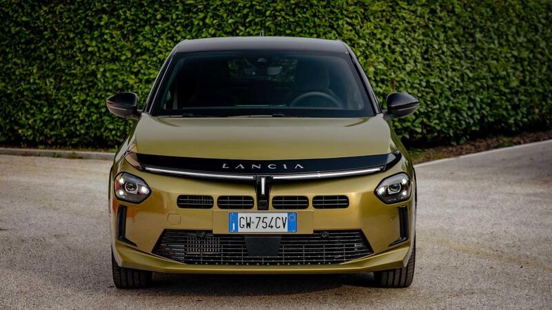 Lancia Ypsilon 1.2 manuale: arriva la versione da 20.000 euro con cambio a 6 marce