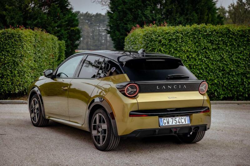 Lancia Ypsilon