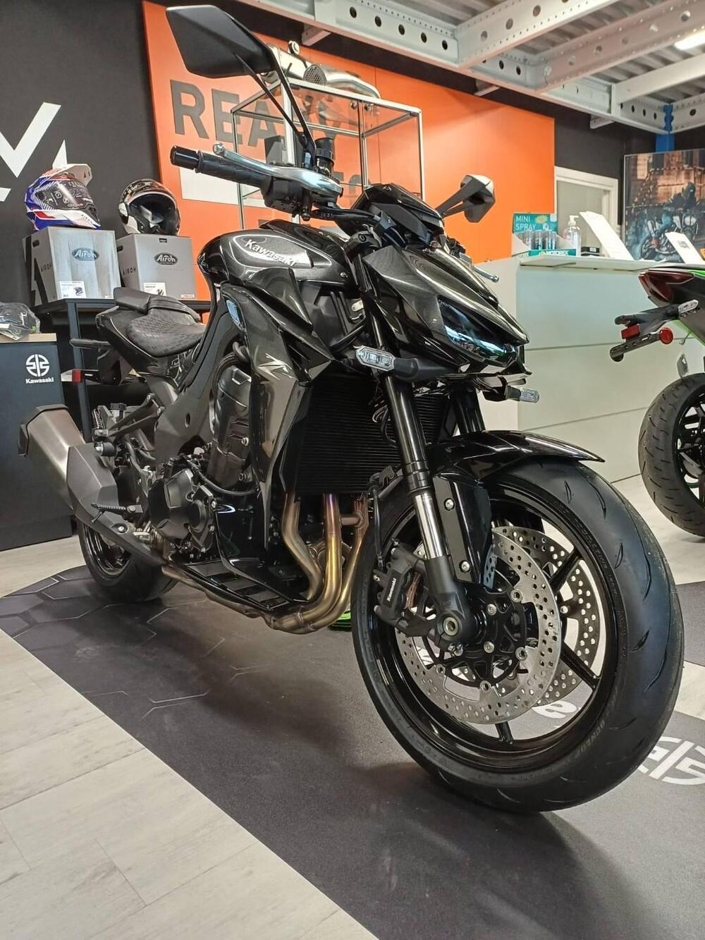 Kawasaki Z 1100 (2026) (4)