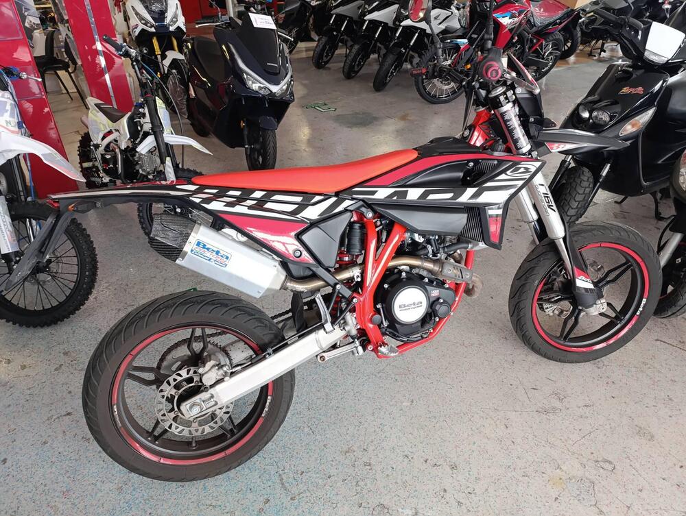 Betamotor RR 125 4T Motard T (2023 - 24) (2)