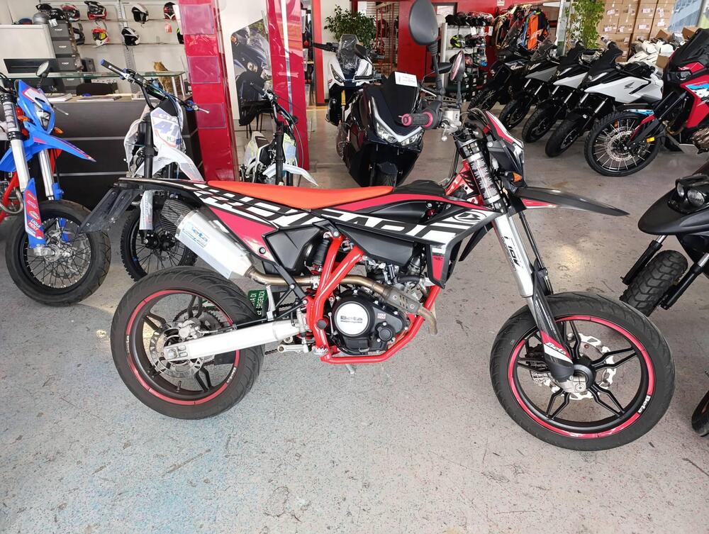 Betamotor RR 125 4T Motard T (2023 - 24) (3)