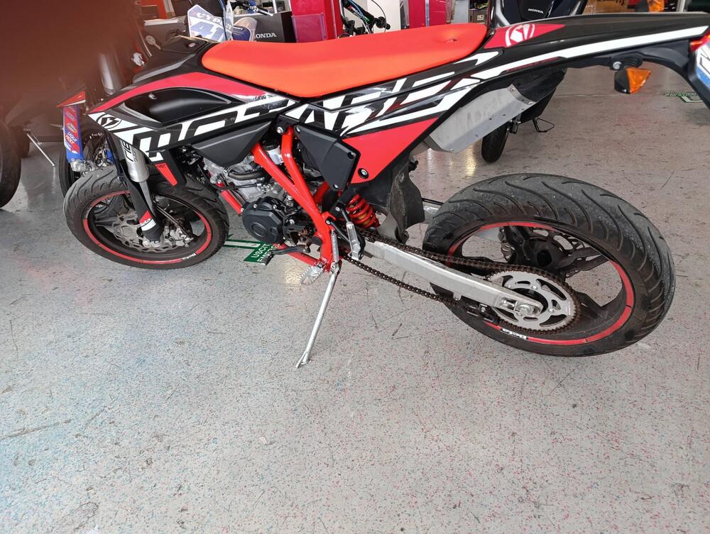 Betamotor RR 125 4T Motard T (2023 - 24) (5)