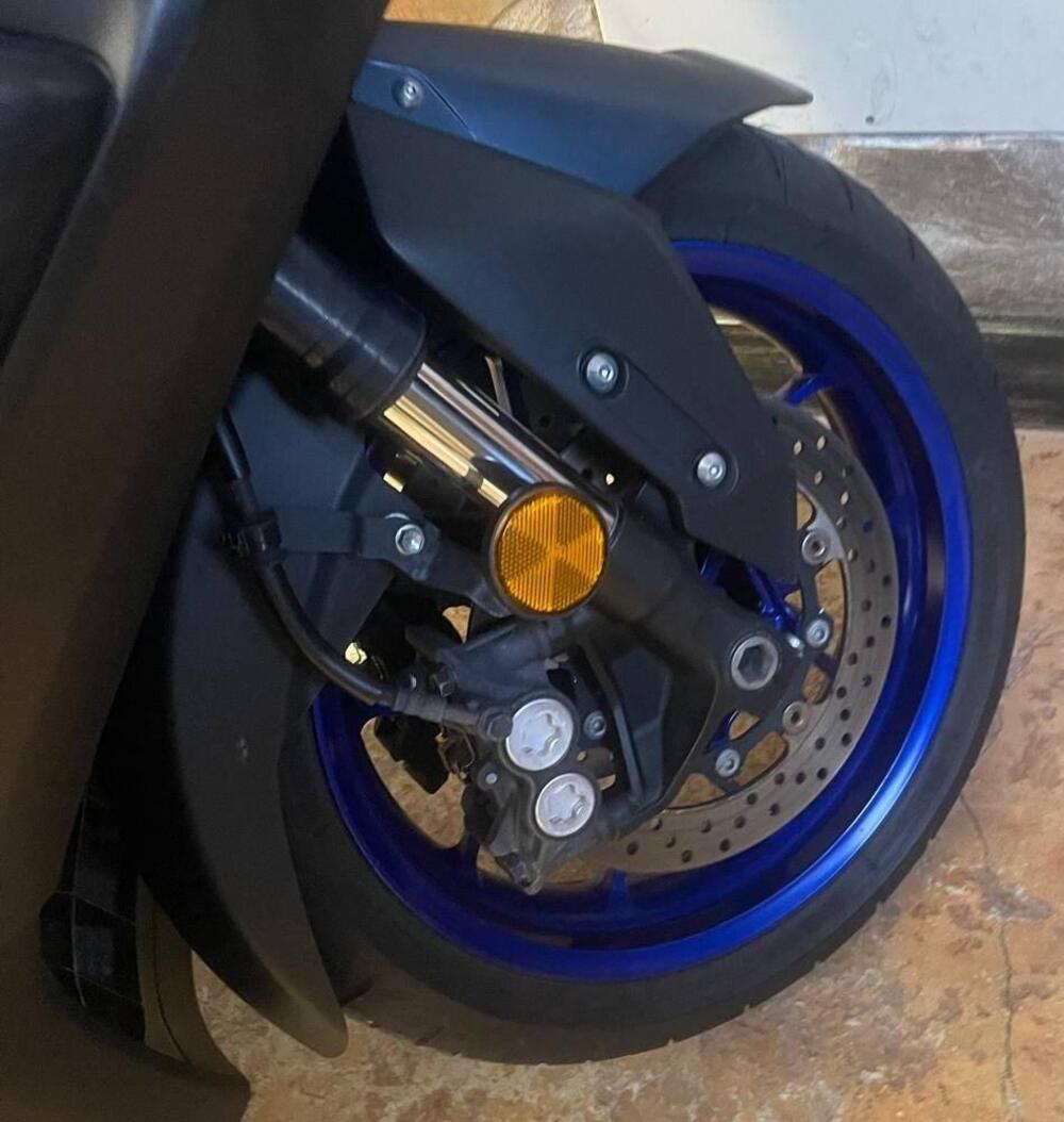 Yamaha T-Max 560 (2022 - 24) (13)