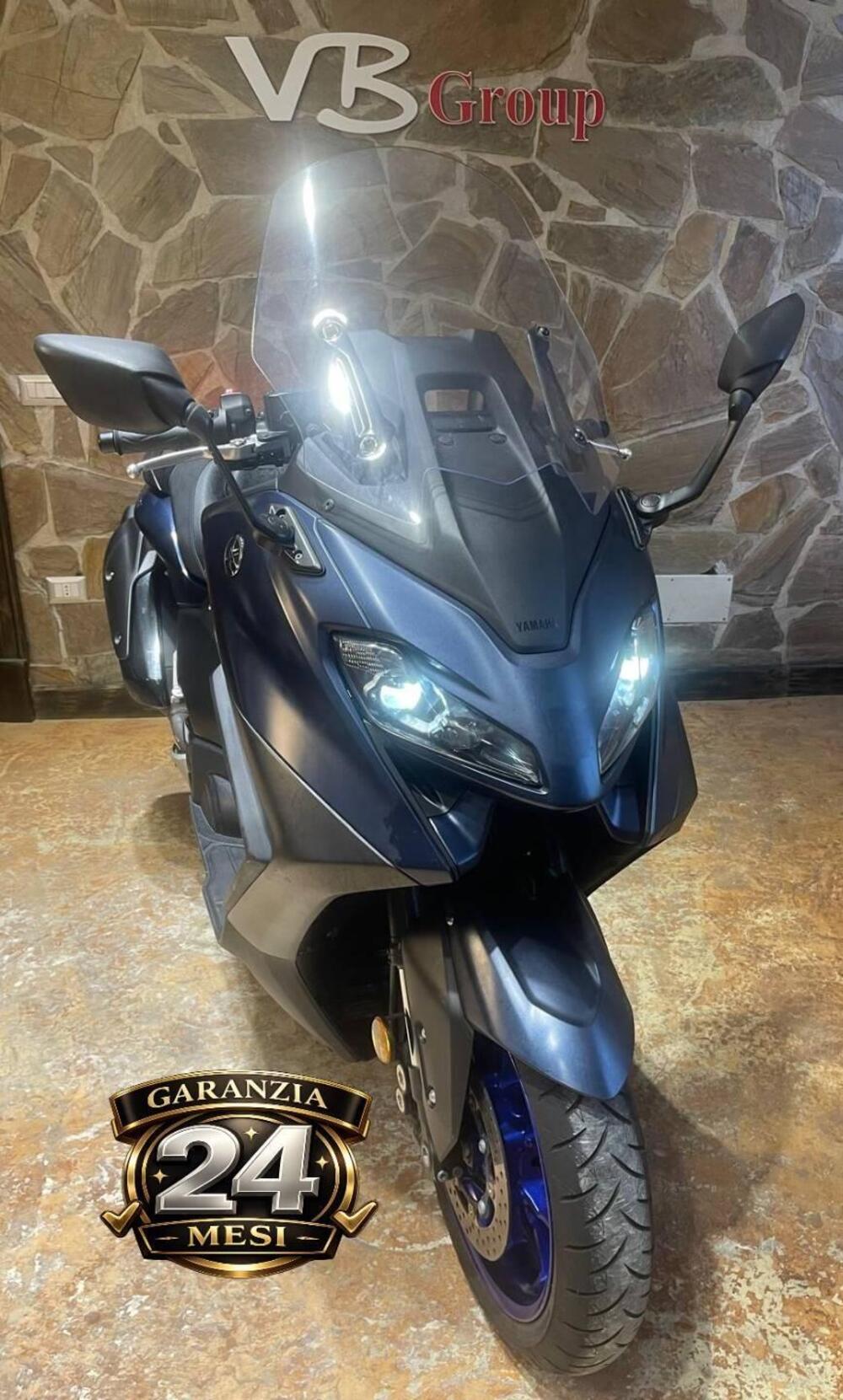 Yamaha T-Max 560 (2022 - 24) (9)