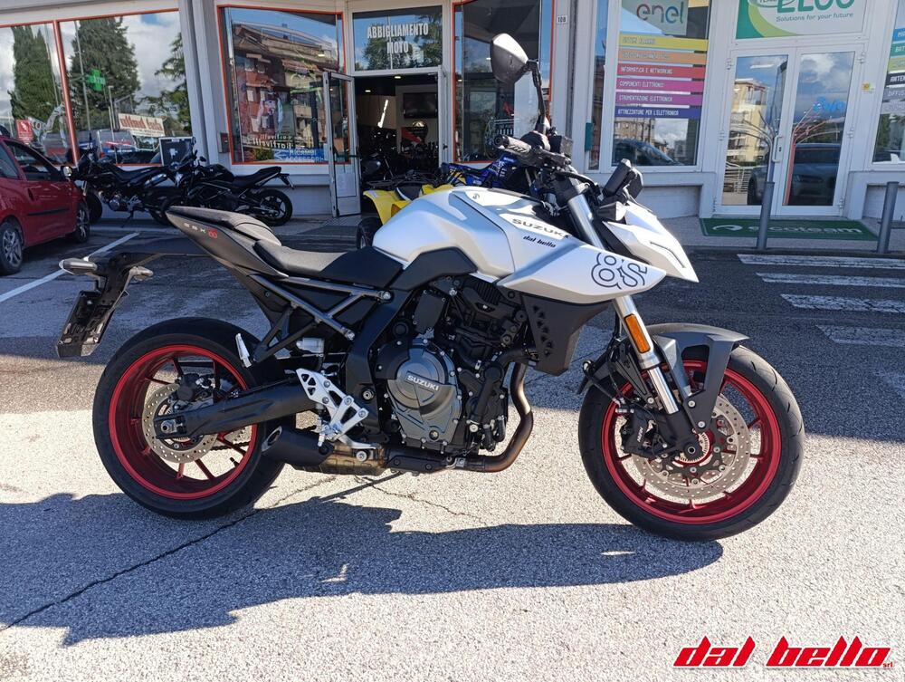 Suzuki GSX-8S (2025 - 26) (2)