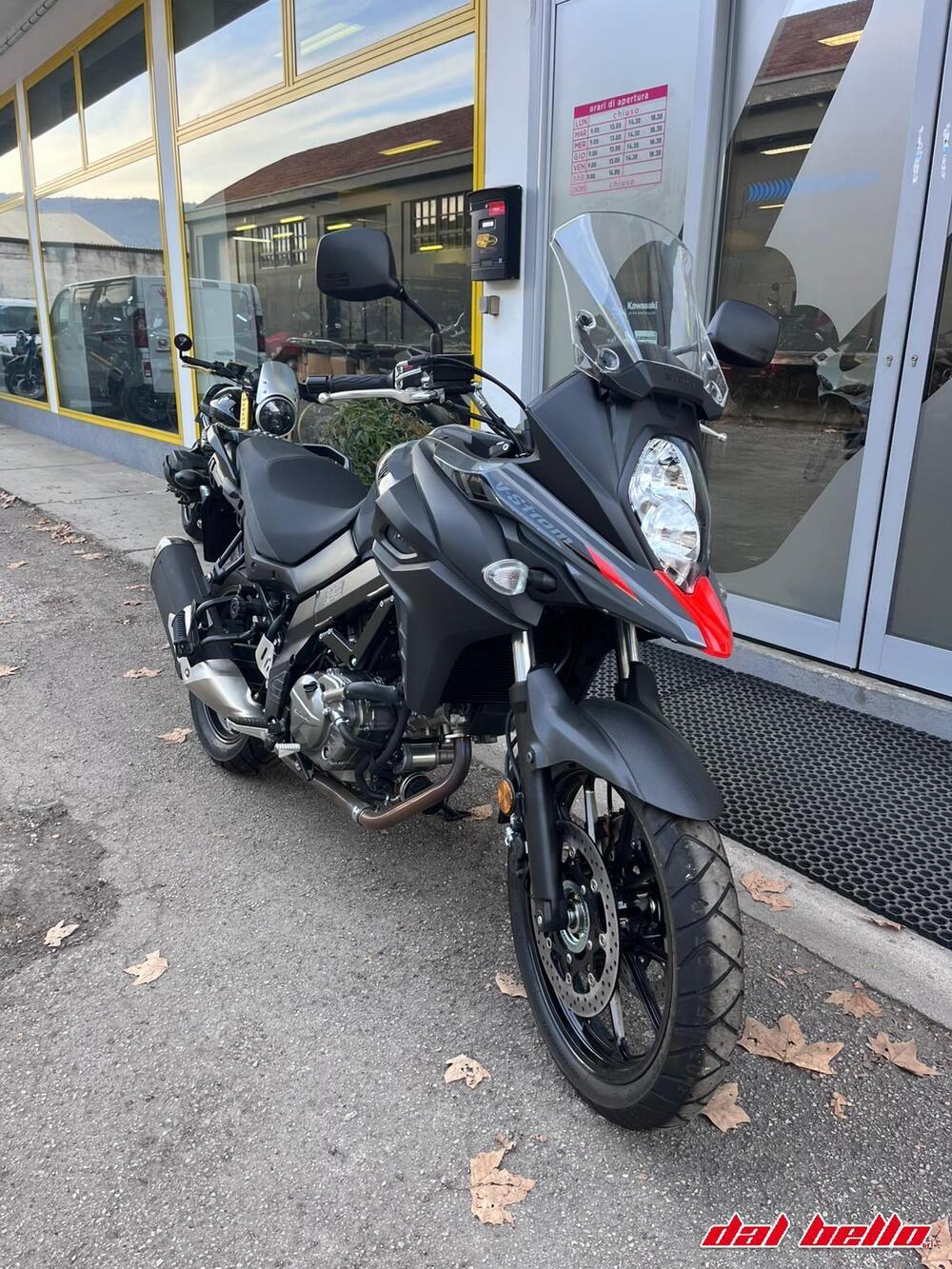 Suzuki V-Strom 650 (2021 - 25) (2)