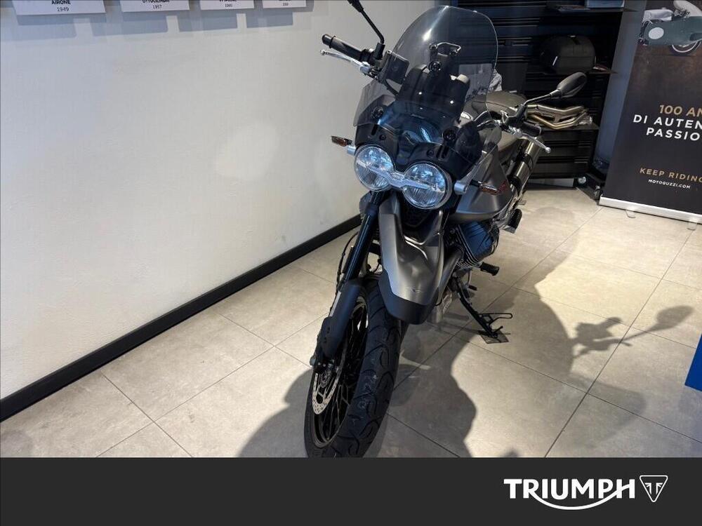 Moto Guzzi V85 Strada (2024 - 26) (3)