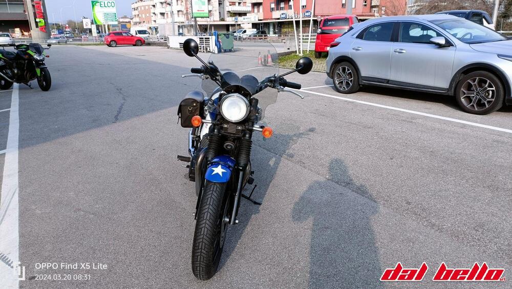 Triumph Bonneville T214 (2015) (2)