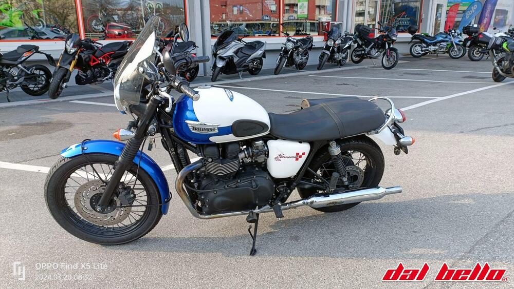 Triumph Bonneville T214 (2015) (3)