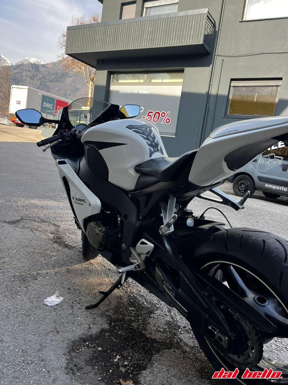 Honda CBR 1000 RR Fireblade (2008 - 11) (4)