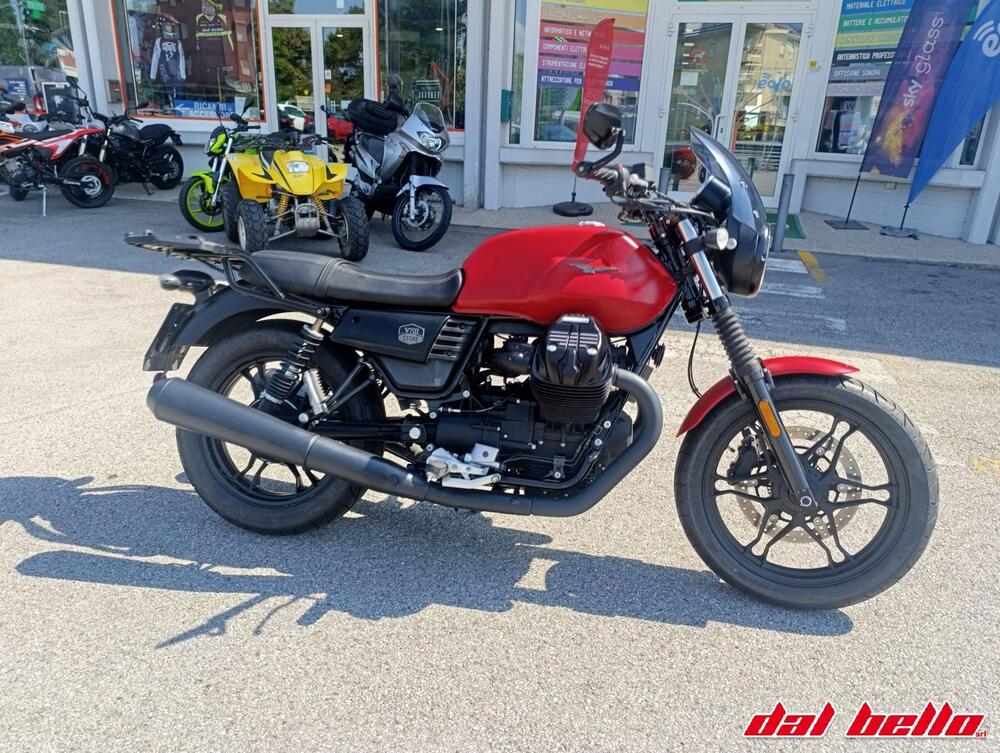 Moto Guzzi V7 III Stone (2017 - 20)