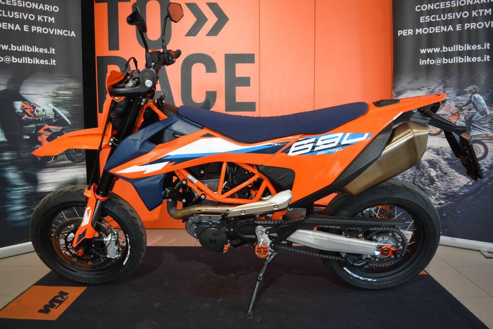 KTM 690 SMC R (2023 - 25) (2)