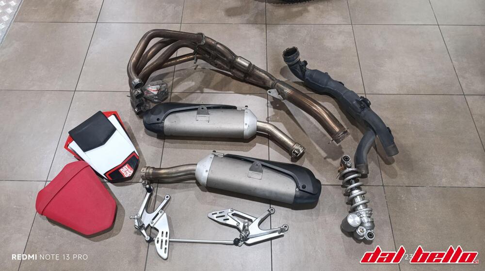 Yamaha YZF R1 (2007 - 08) (8)