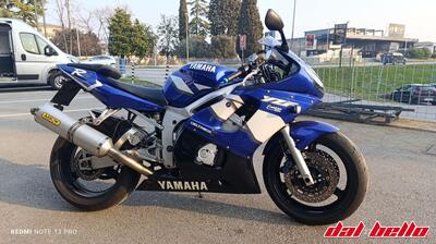 Yamaha YZF R6 (2001 - 02) usata