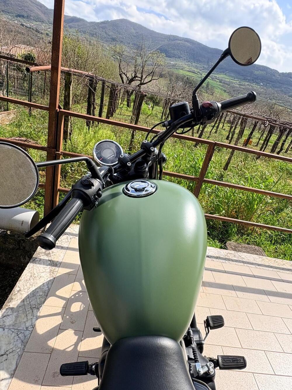 Royal Enfield Meteor 350 (2021 - 26) (3)