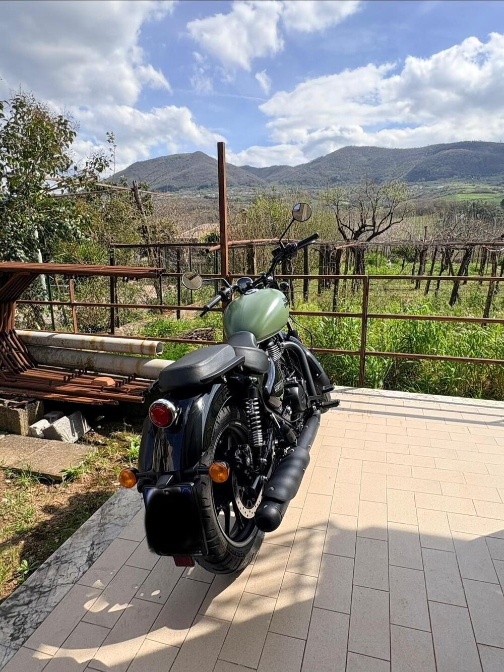 Royal Enfield Meteor 350 (2021 - 26) (5)