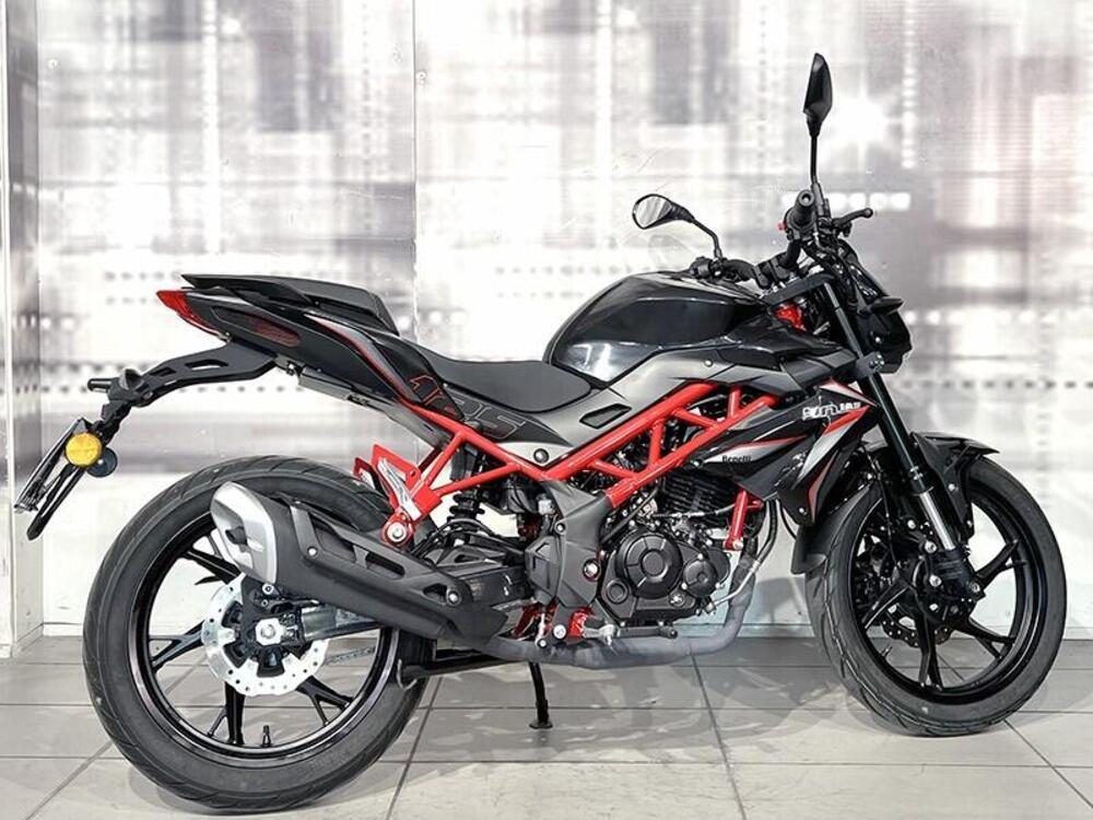 Benelli BN 125 (2021 - 25) (8)