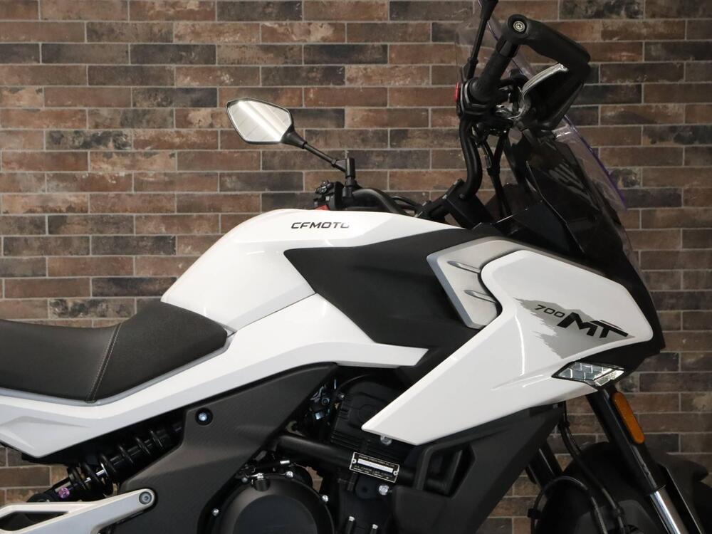 CFMOTO 700MT (2024 - 26) (10)