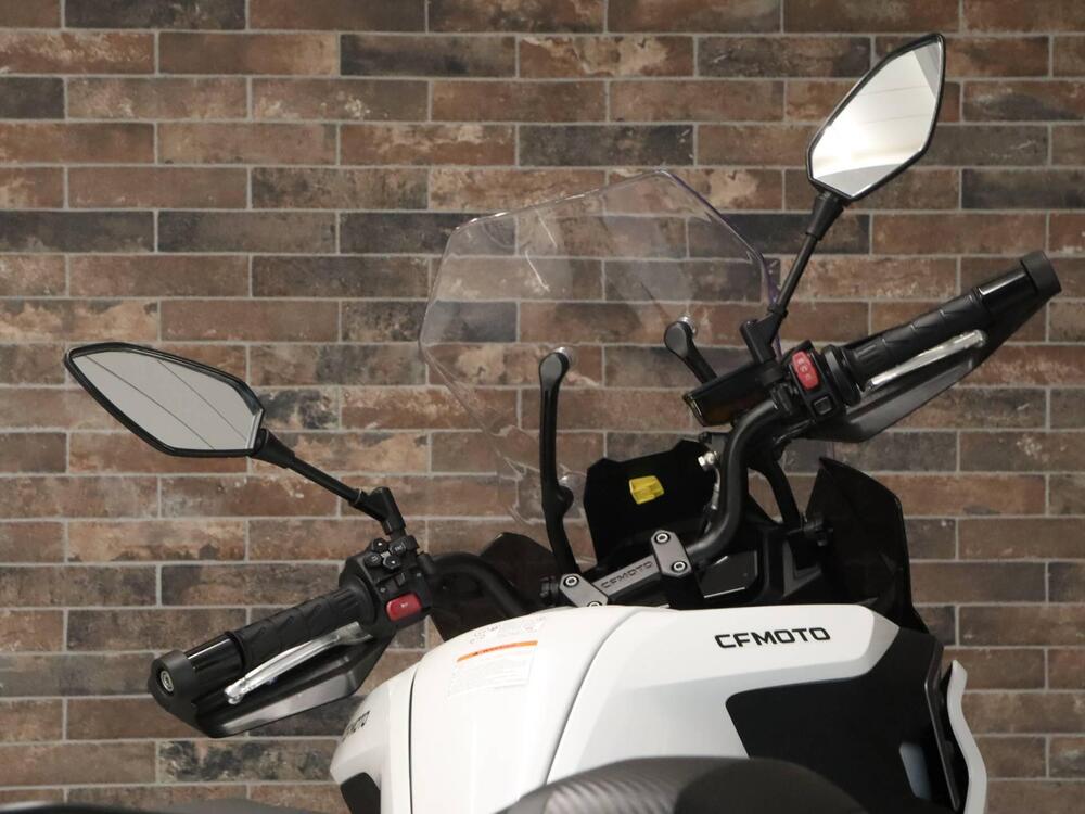 CFMOTO 700MT (2024 - 26) (11)