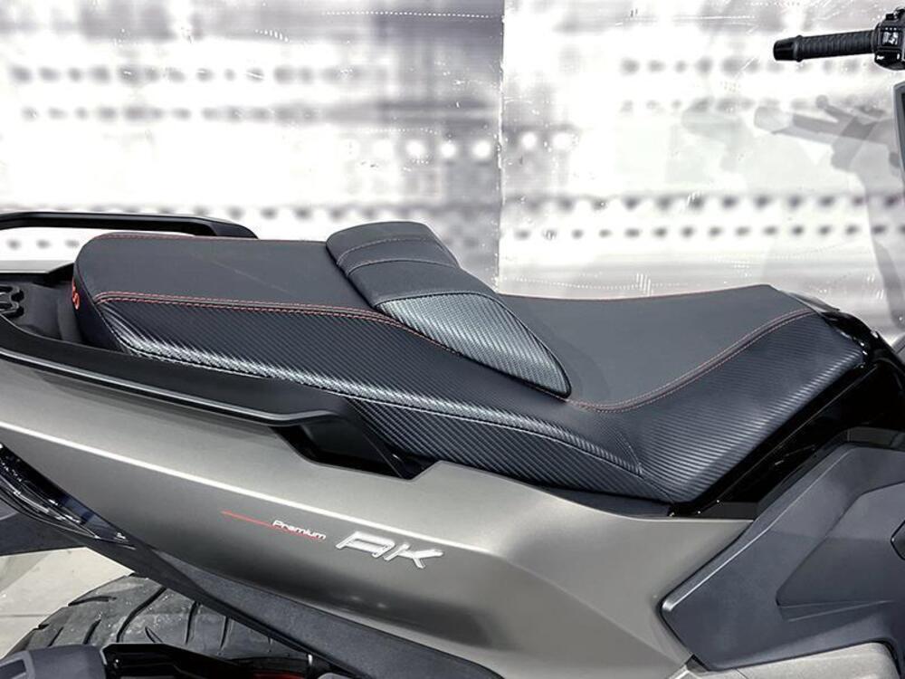 Kymco AK 550 Premium (2023 - 25) (4)