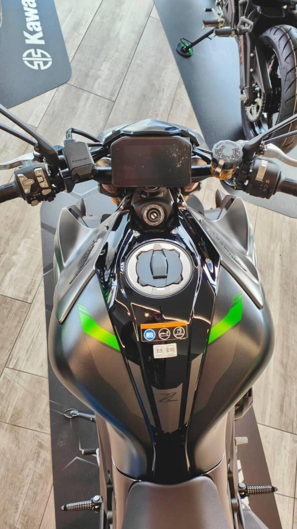 Kawasaki Z 1100 SE (2026) (7)