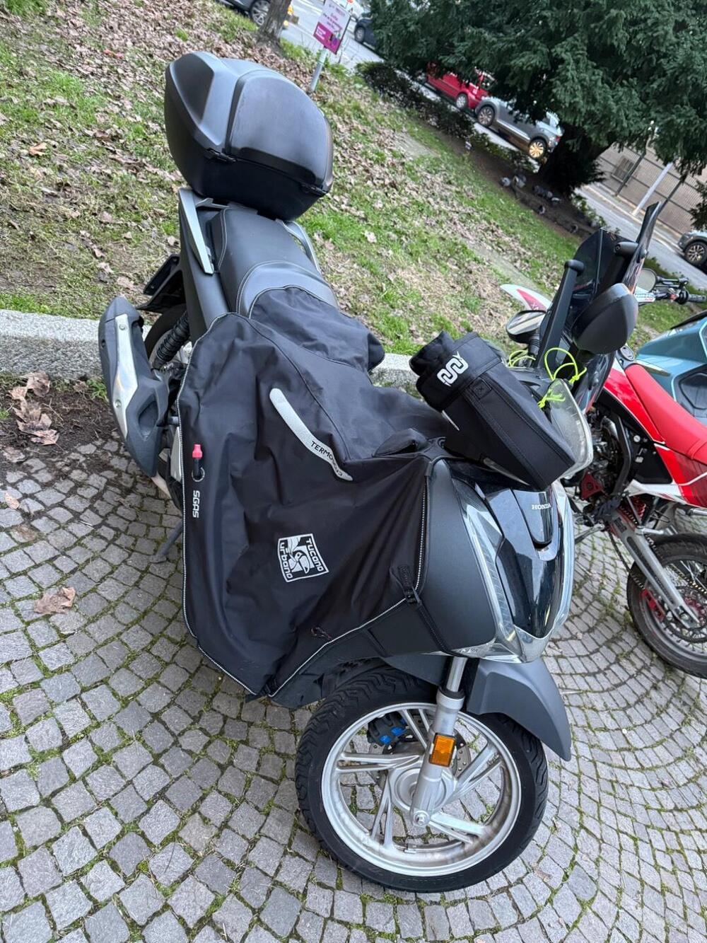 Honda SH 150i (2017 - 19) (3)