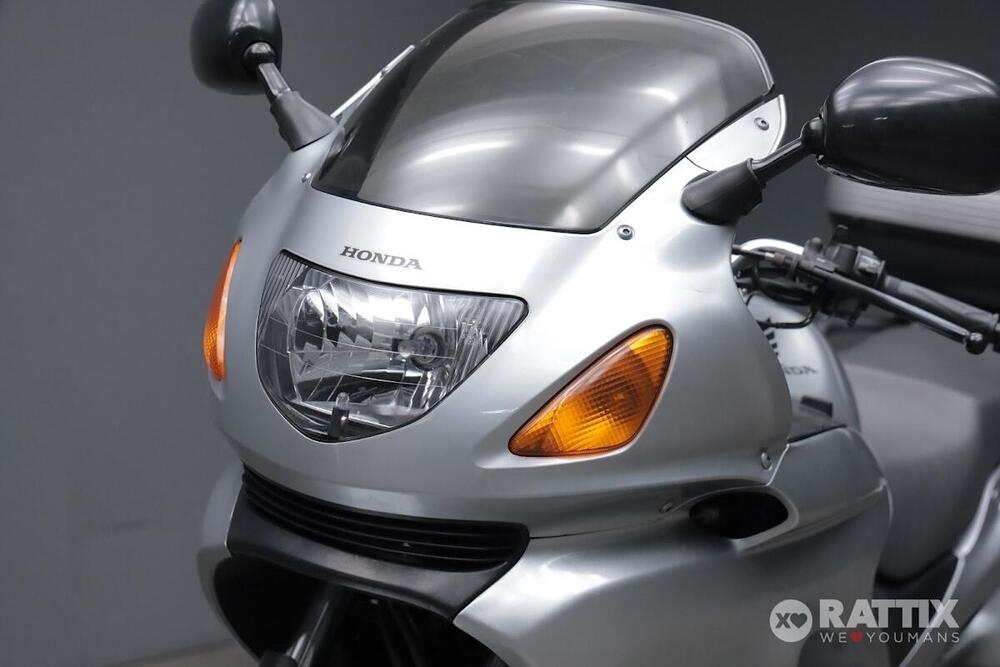 Honda Deauville 650 (2002 - 05) (6)