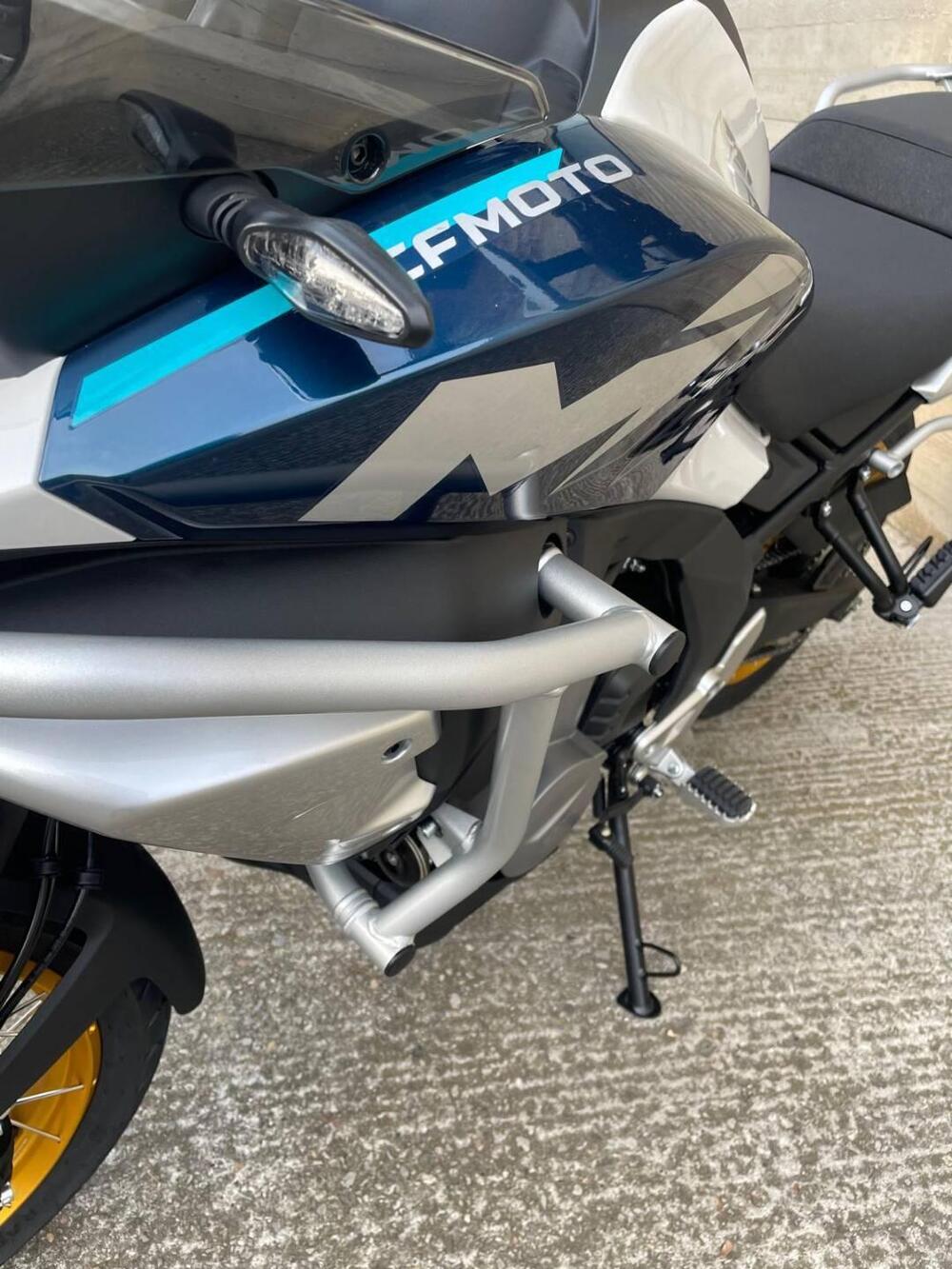 CFMOTO 700MT Adventure (2025 - 26) (5)