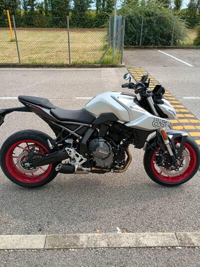 Suzuki GSX-8S (2025 - 26) usata