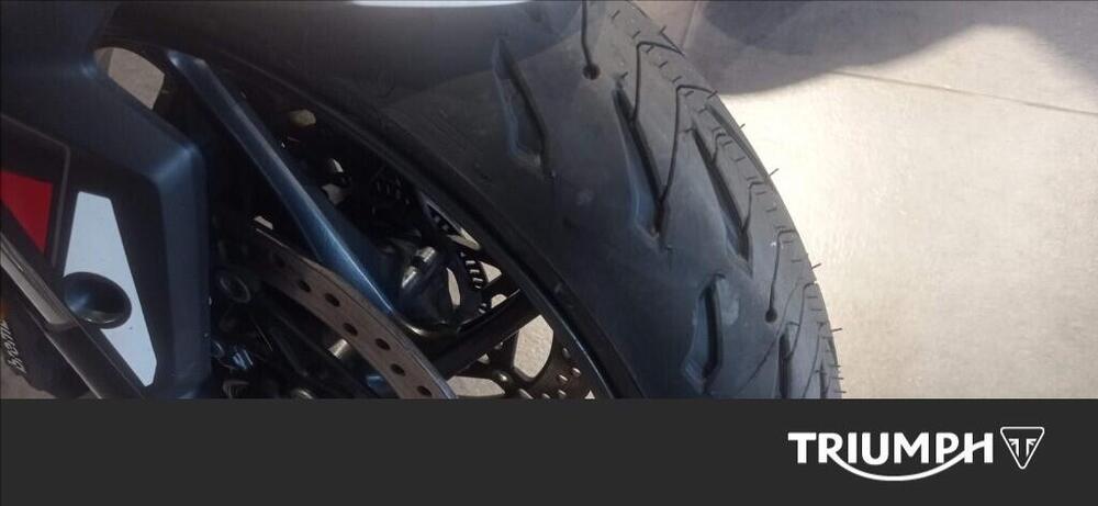 Triumph Street Triple 765 R (2023 - 26) (6)