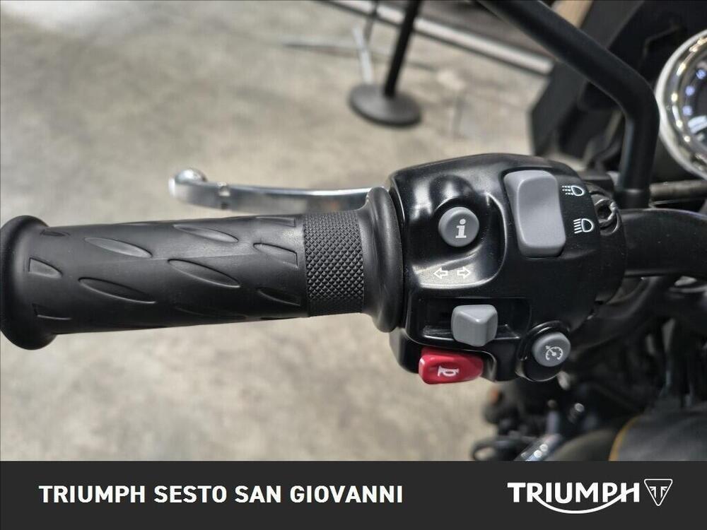 Triumph Bonneville T120 Gold Line Edition (2022 - 23) (10)