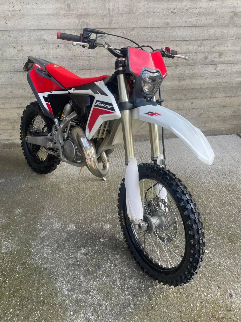 Fantic Motor XE 125 Enduro (2022) (2)
