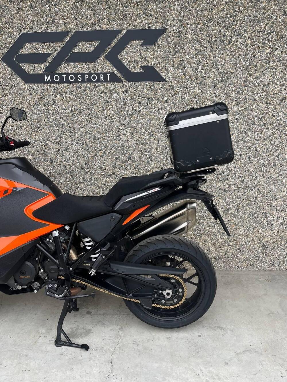 KTM 1290 Super Adventure S (2021) (16)