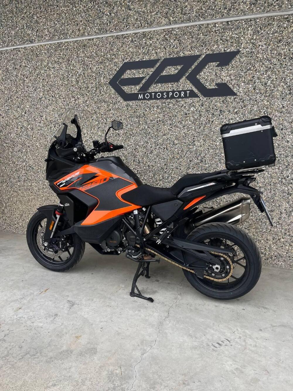 KTM 1290 Super Adventure S (2021) (17)