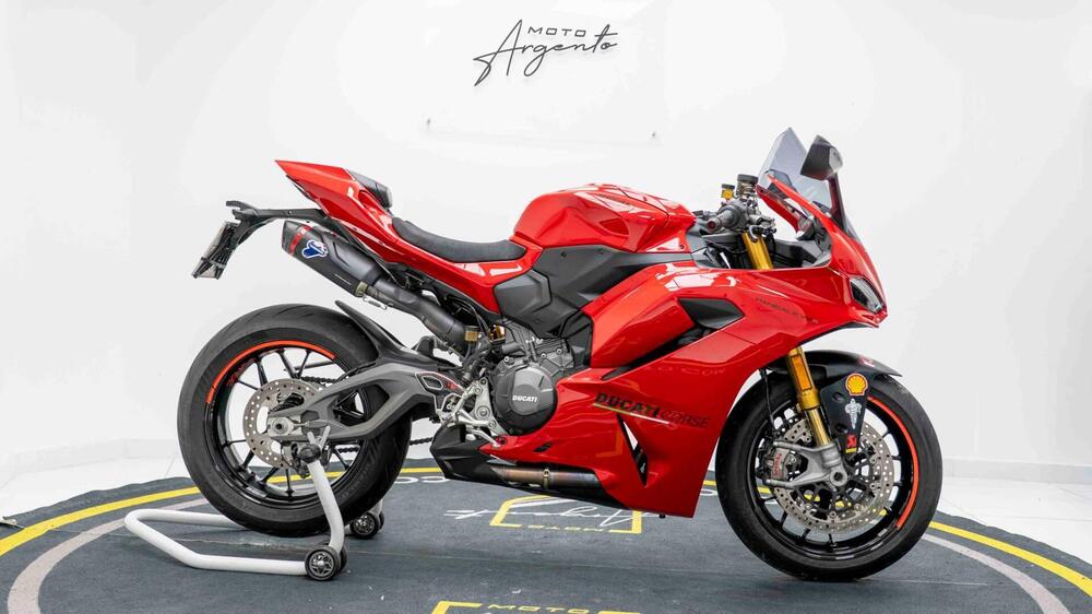 Ducati Panigale V2 S (2025 - 26) (2)