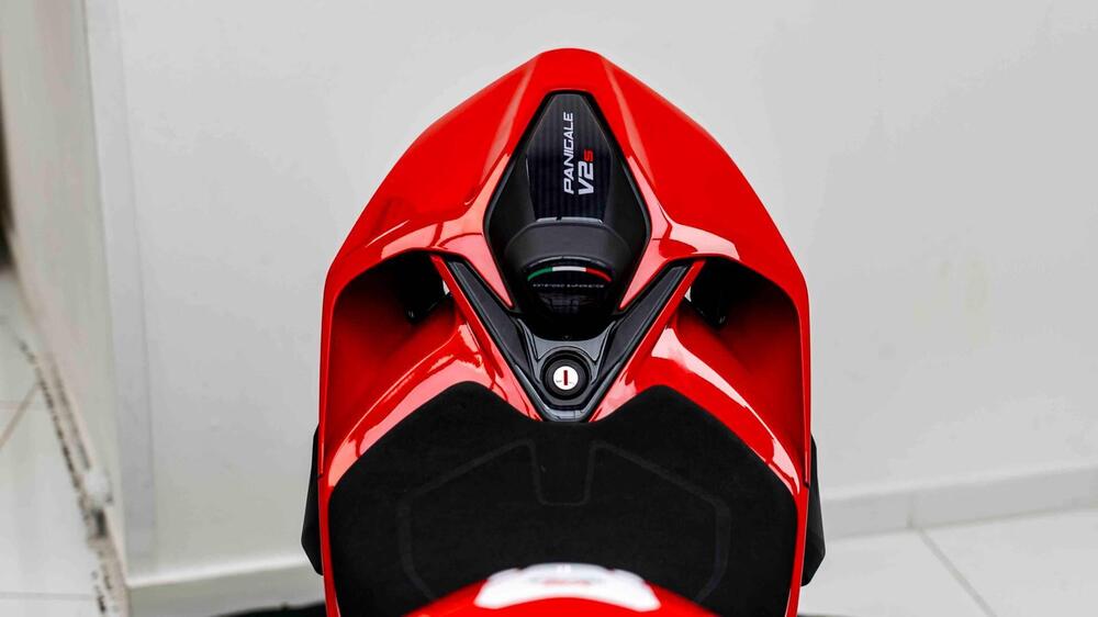 Ducati Panigale V2 S (2025 - 26) (10)