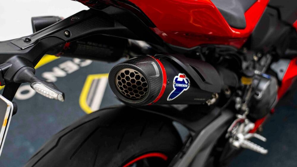 Ducati Panigale V2 S (2025 - 26) (14)