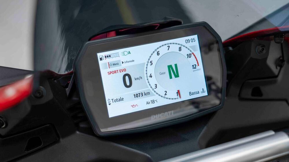 Ducati Panigale V2 S (2025 - 26) (20)