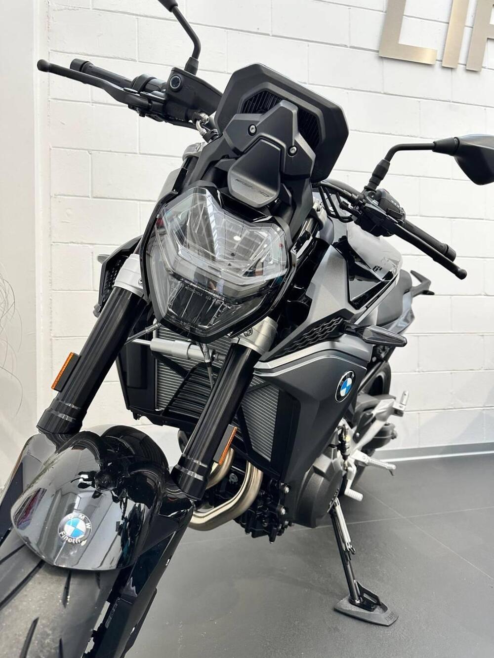 Bmw F 900 R (2025 - 26)