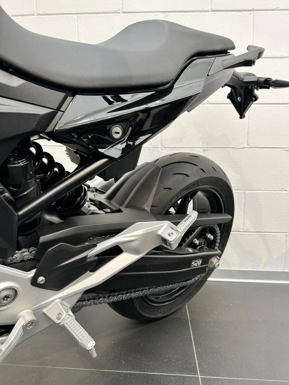 Bmw F 900 R (2025 - 26) (4)