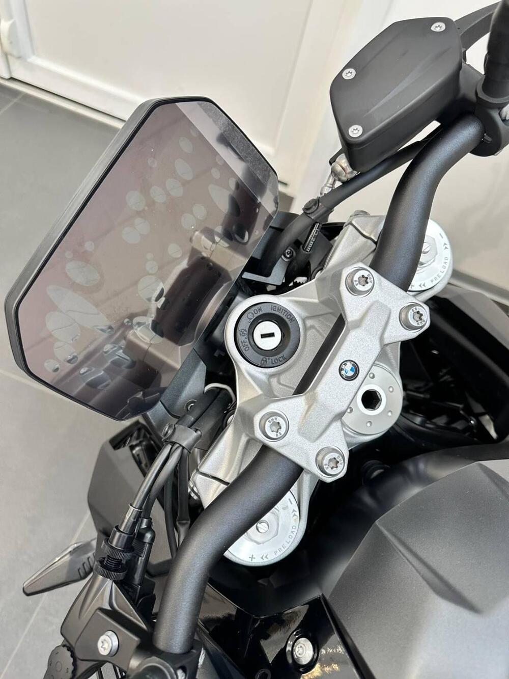 Bmw F 900 R (2025 - 26) (8)